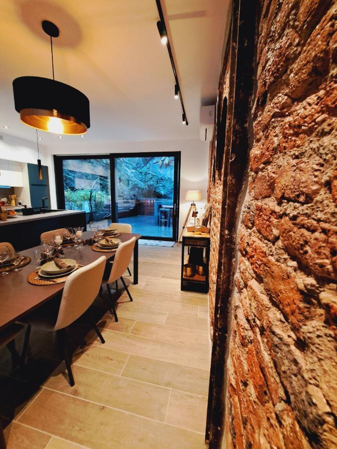 Un Sous Roche Ferienhaus *